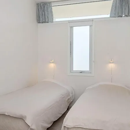 Apartment Xlii *